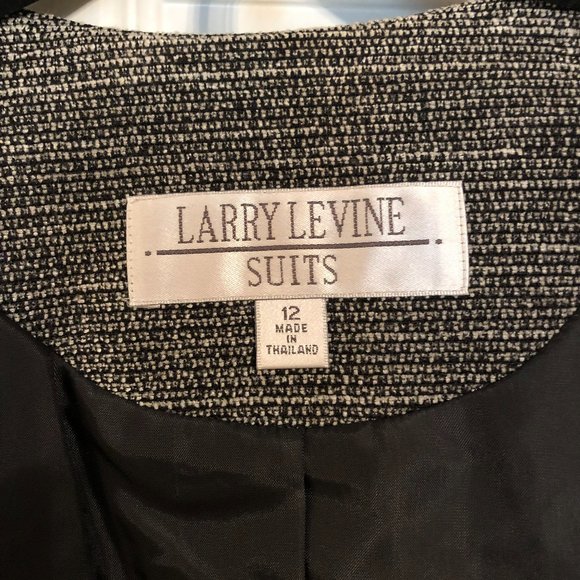 Larry Levine Charcoal Pant Suit - Picture 6 of 13